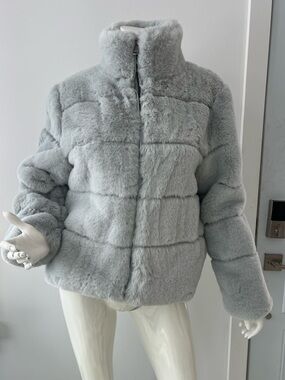 Elie Tahari Luxe Faux Fur Jacket NWT | Soft Plush Coat Chic Winter Glam Size M